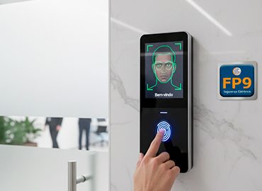 controle-de-acesso-facial-e-digital